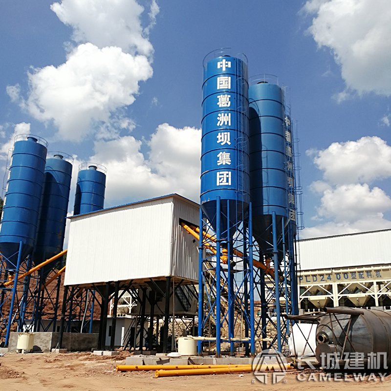適合建在鄉鎮的hzs90混凝土攪拌站投資費用是多少？